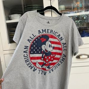 Disney Minnie Mouse Women’s XXL Minnie Mouse “All American” Short Sleeve Tee